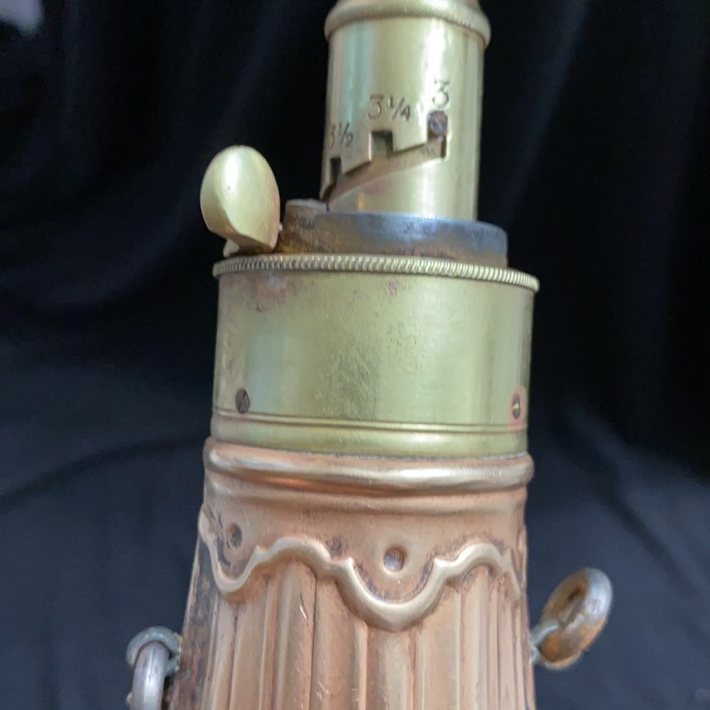 Gunpowder Flask - Picture 7 of 10